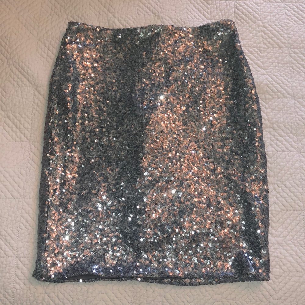 Lulu’s sequin skirt